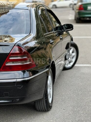 Mercedes C 220 d 2003, 230,000 km - 2.2 l - Sumqayıt