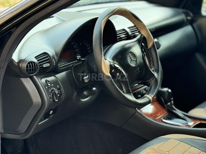 Mercedes C 220 d 2003, 230,000 km - 2.2 l - Sumqayıt