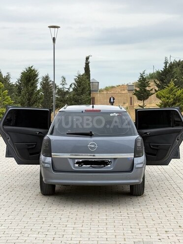 Opel Astra 2006, 330,000 km - 1.4 l - Bakı