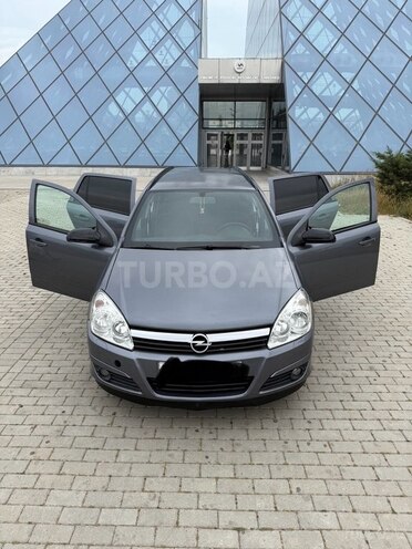 Opel Astra 2006, 330,000 km - 1.4 l - Bakı