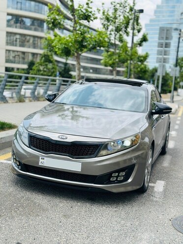Kia Optima-3