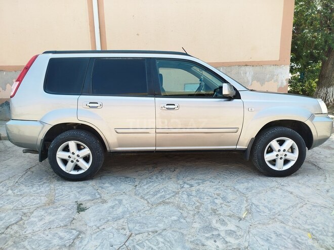 Nissan X-Trail 2006, 233,000 km - 2.5 l - Naxçıvan