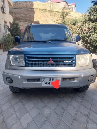 Mitsubishi Pajero io 1999, 400,000 km - 1.8 l - Bakı