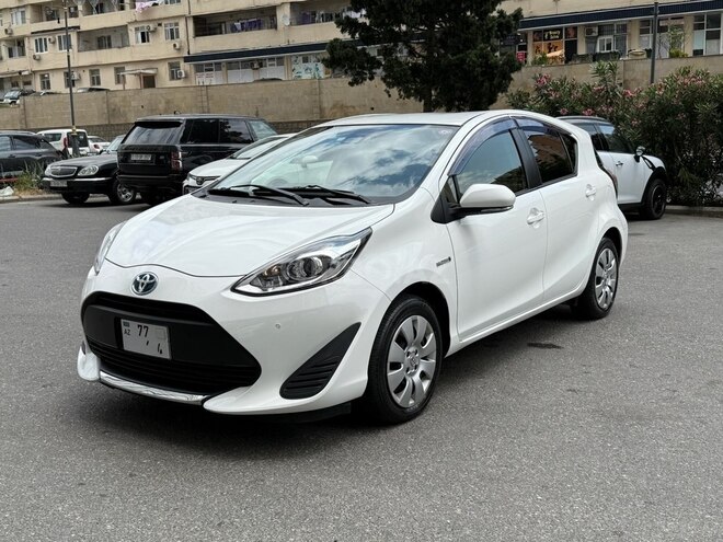 Toyota Aqua 2019, 120,000 km - 1.5 l - Bakı