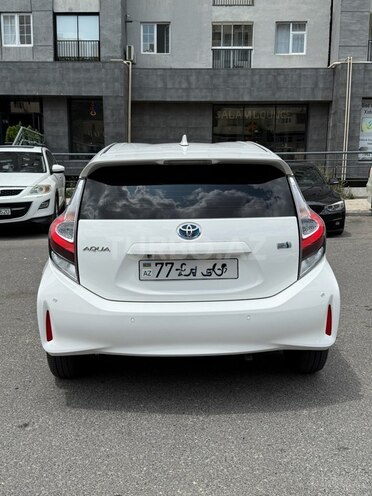 Toyota Aqua 2019, 120,000 km - 1.5 l - Bakı