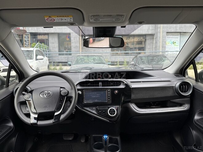 Toyota Aqua 2019, 120,000 km - 1.5 l - Bakı