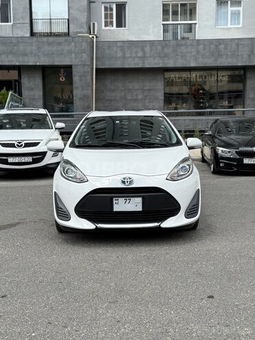 Toyota Aqua 2019, 120,000 km - 1.5 l - Bakı
