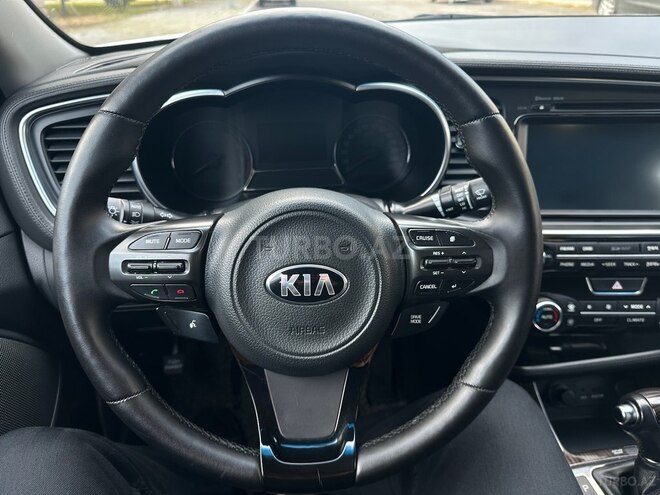 Kia K5-10