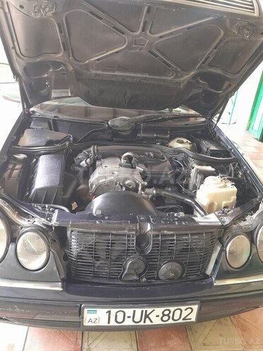 Mercedes E 230 1996, 120,000 km - 2.3 l - Cəlilabad