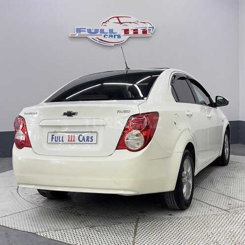 Chevrolet Aveo-7