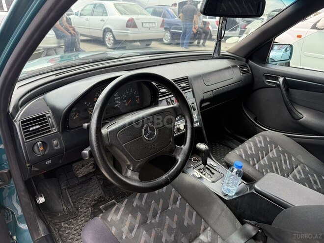 Mercedes C 200 2000, 569,000 km - 2.0 l - Bakı