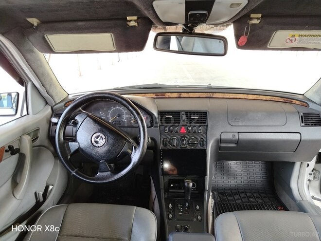 Mercedes C 230 1999, 369,654 km - 2.3 л - Göyçay