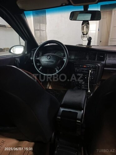 Opel Vectra 1998, 367,000 km - 1.6 l - Bakı