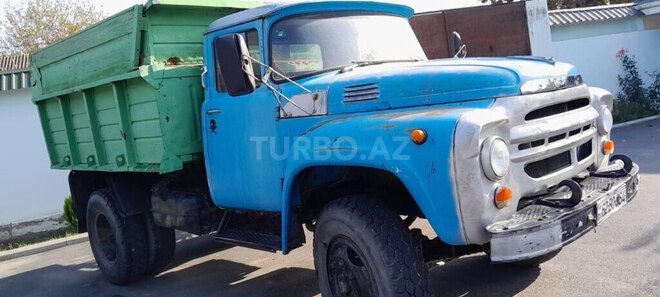 ZIL 130 1980, 200,000 km - 6.0 l - Zaqatala