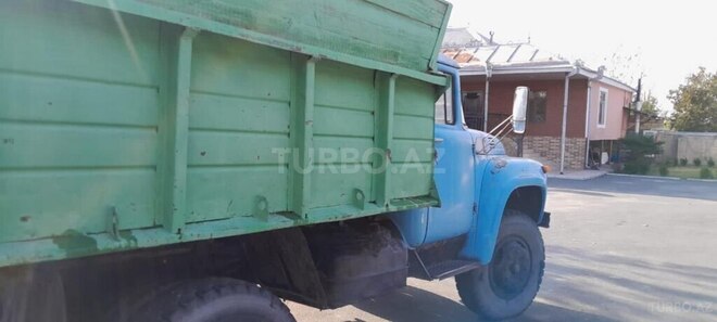 ZIL 130 1980, 200,000 km - 6.0 l - Zaqatala