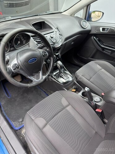 Ford Fiesta 2013, 144,740 km - 1.6 л - Bakı