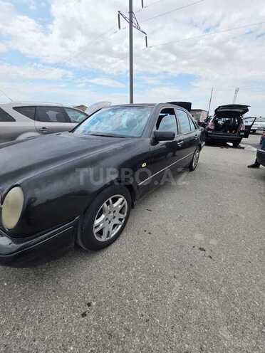 Mercedes E 240 1998, 485,850 km - 2.4 l - Bakı
