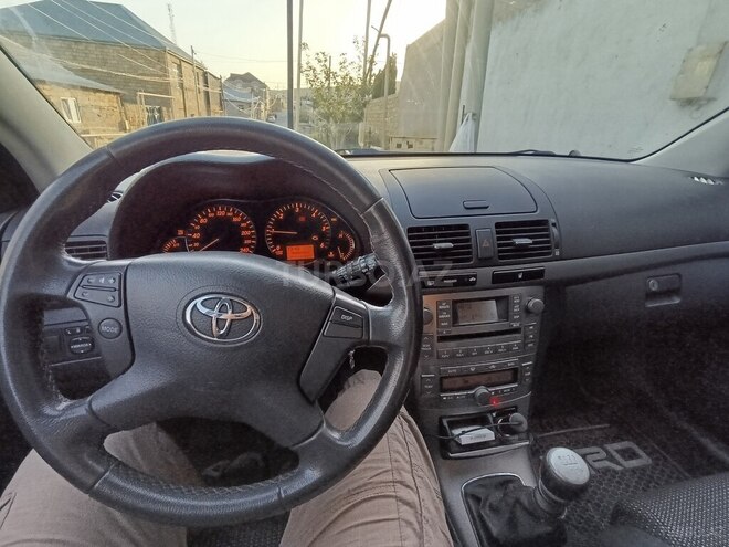 Toyota Avensis 2007, 260,000 km - 2.0 л - Bakı