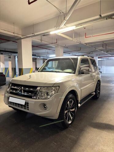 Mitsubishi Pajero 2012, 145,000 km - 3.8 л - Bakı