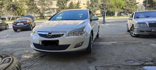 Opel Astra 2010, 270,000 km - 1.3 l - Bakı