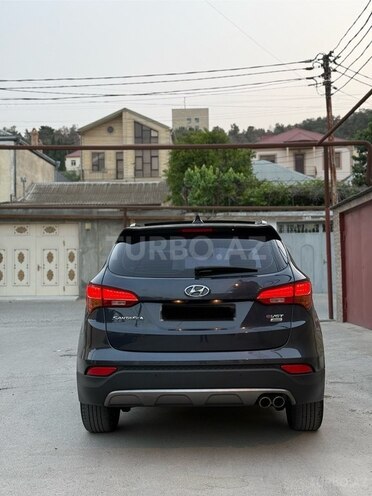 Hyundai Santa Fe-5
