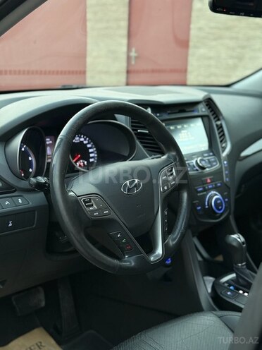Hyundai Santa Fe-8