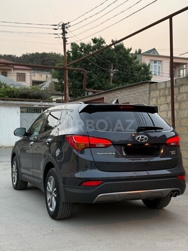 Hyundai Santa Fe-6