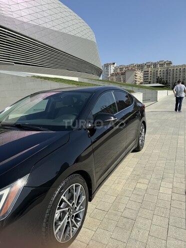 Hyundai Elantra 2018, 73,500 km - 1.6 l - Bakı