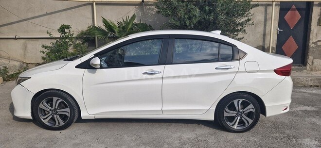 Honda City 2014, 194,000 km - 1.5 l - Bakı