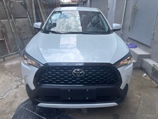 Toyota Corolla Cross 2025, 0 km - 2.0 л - Bakı