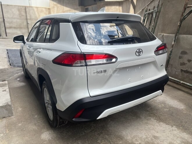 Toyota Corolla Cross 2025, 0 km - 2.0 л - Bakı