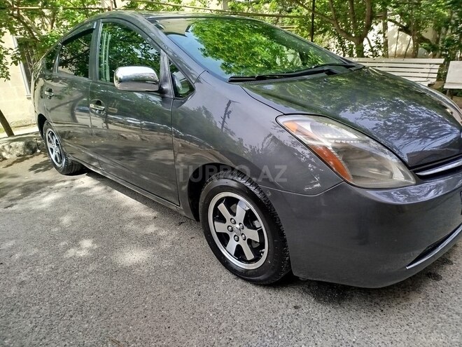 Toyota Prius-6