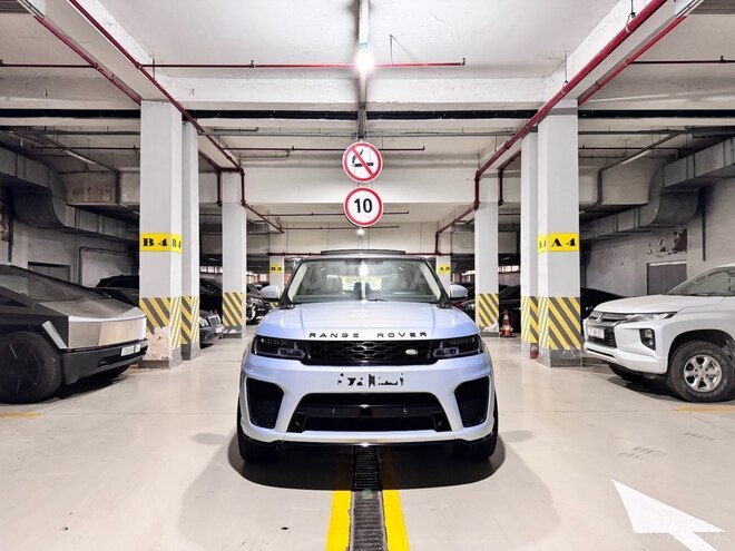 Land Rover RR Sport-1