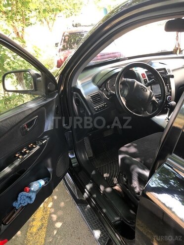 Hyundai Tucson 2006, 359,856 km - 2.0 l - Tovuz