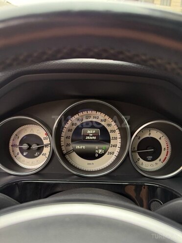 Mercedes E 250 2014, 284,000 km - 2.2 l - Bakı