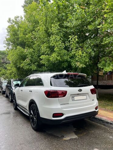 Kia Sorento-14