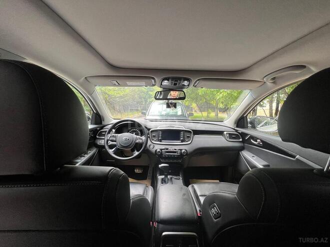 Kia Sorento-8