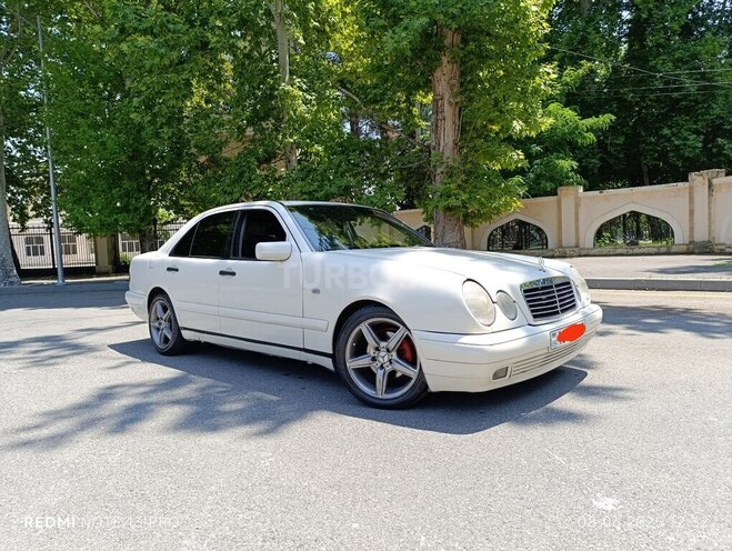 Mercedes E 220 d 1998, 888,888 km - 2.2 л - Mingəçevir