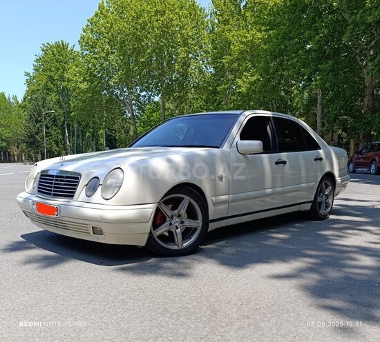 Mercedes E 220 d 1998, 888,888 km - 2.2 л - Mingəçevir