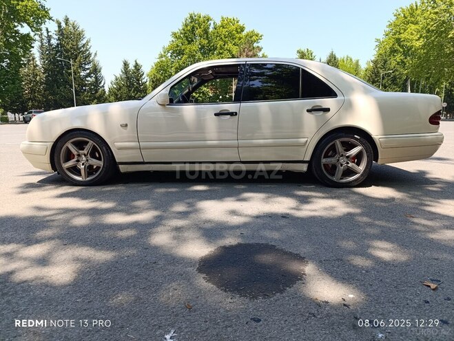 Mercedes E 220 d 1998, 888,888 km - 2.2 л - Mingəçevir