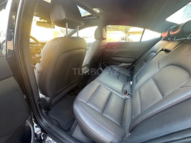 Hyundai Elantra 2019, 108,300 km - 1.6 l - Bakı