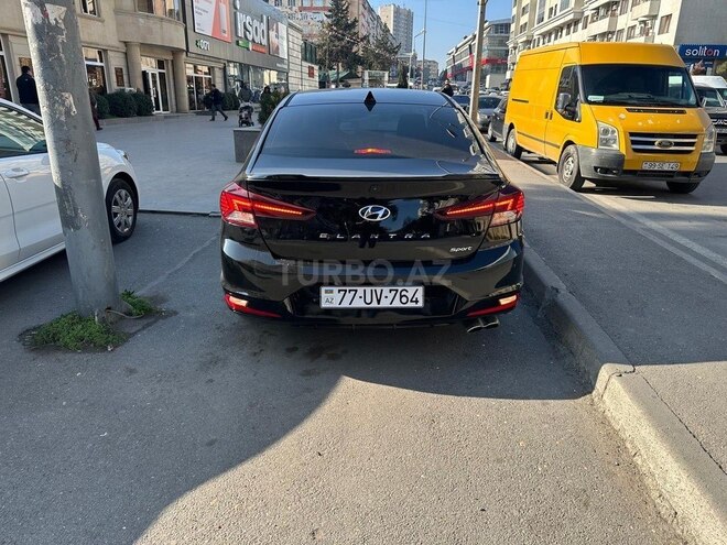 Hyundai Elantra 2019, 108,300 km - 1.6 l - Bakı