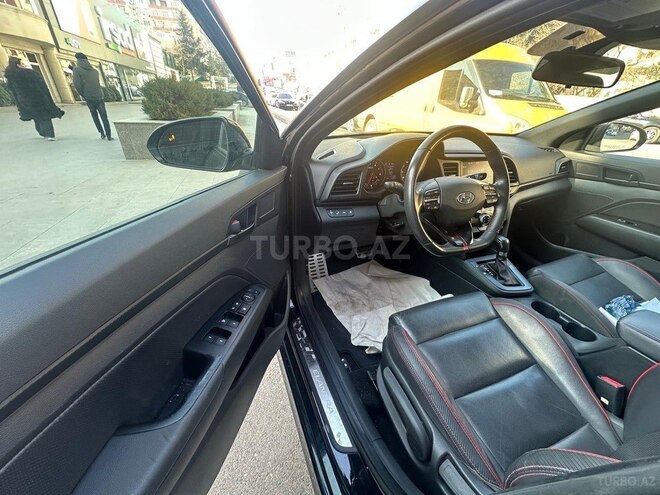 Hyundai Elantra 2019, 108,300 km - 1.6 l - Bakı