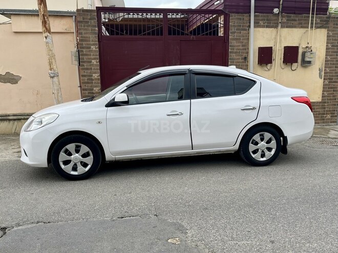 Nissan Sunny 2013, 170,000 km - 1.5 l - Bakı