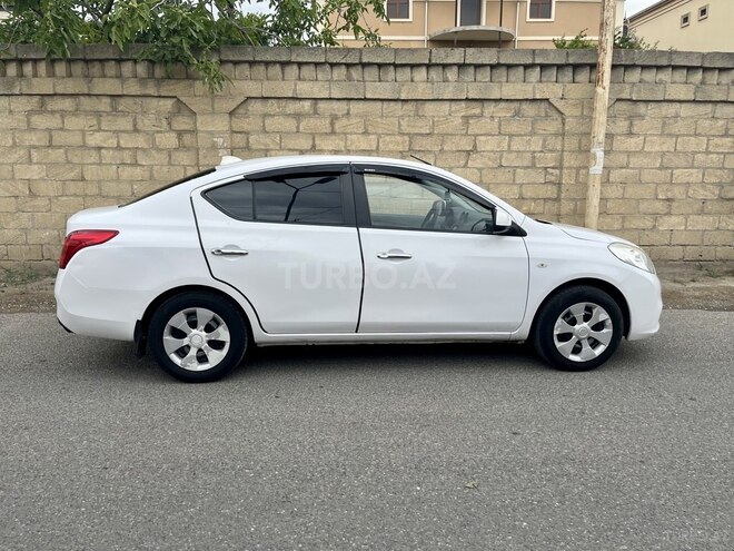 Nissan Sunny 2013, 170,000 km - 1.5 l - Bakı