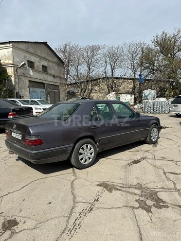 Mercedes E 250 1994, 550,000 km - 2.5 l - Bakı