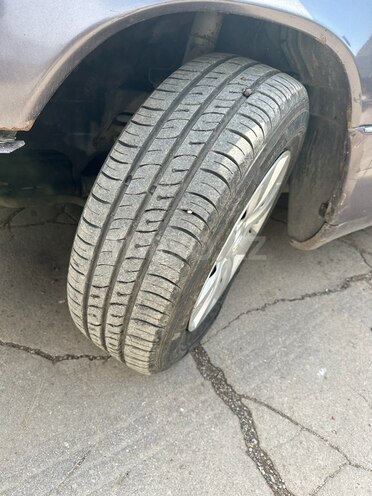 Mercedes E 250 1994, 550,000 km - 2.5 l - Bakı
