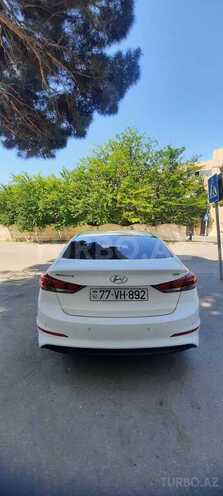 Hyundai Avante 2018, 250,000 km - 1.6 л - Bakı