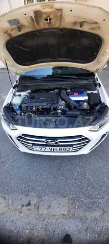 Hyundai Avante 2018, 250,000 km - 1.6 л - Bakı