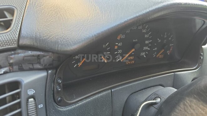 Mercedes E 250 1996, 650,000 km - 2.5 l - Bakı
